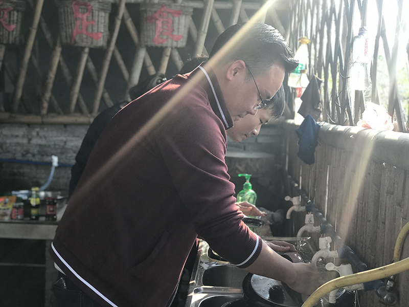 廣州市中南機電工程有限公司百家宴5